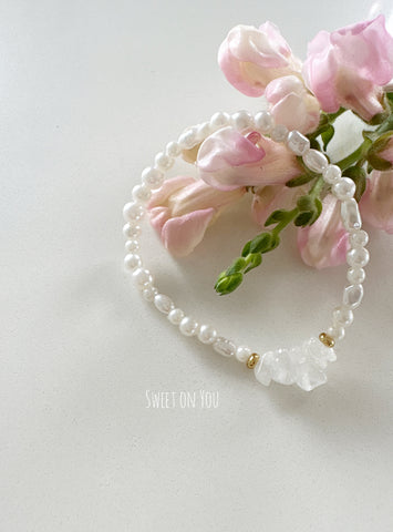CLEAR QUARTZ BRACELET